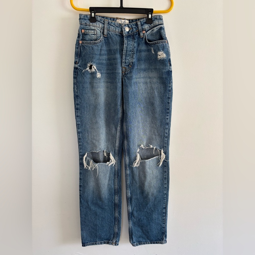 We the Free Distressed Blue Jeans‎